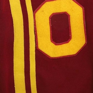 Venta al por mayor Vintage Lana Knit Varsity Letterman Suéter de cuello redondo Estilo universitario Hermandad de mujeres Cárdigan de fraternidad - Product Image 6