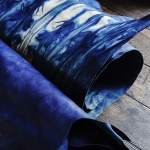 Fukuyama Indigo Leather: Handcrafted DENIM-textสัมผัสกับการย้อมสีแบบดั้งเดิมหนึ่งของชนิดความสง่างามสีน้ำเงินเข้ม - Product Image 1