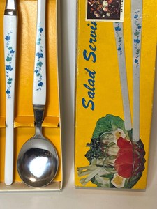 Service à salade en acier inoxydable argenté brillant avec poignées en acrylique design, parfait pour les événements domestiques et les paniers-cadeaux - Product Image 5