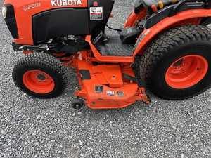 2022 para Kubota BX2380 55HP Tractor de ruedas con componentes básicos Motor Caja de cambios para granjas - Product Image 6