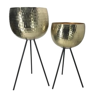 Macetas de metal hechas a mano, eleva tu espacio con diseños de moda, macetas colgantes para balcón, sala de estar - Product Image 1