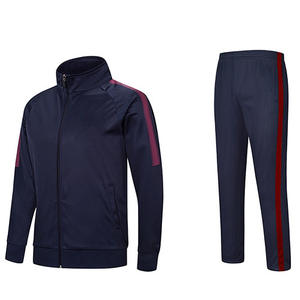 Survêtement de jogging décontracté de haute qualité très vendu Survêtement de sport avec logo personnalisé vierge pour hommes et survêtement à rayures latérales pour hommes - Product Image 3