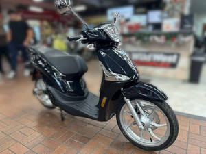 Offerta Eccellente: Scooter-Ciclomotore <span class=keywords><strong>PIAGGIO</strong></span> LIBERTY <span class=keywords><strong>50</strong></span> 2024 - Product Image 1