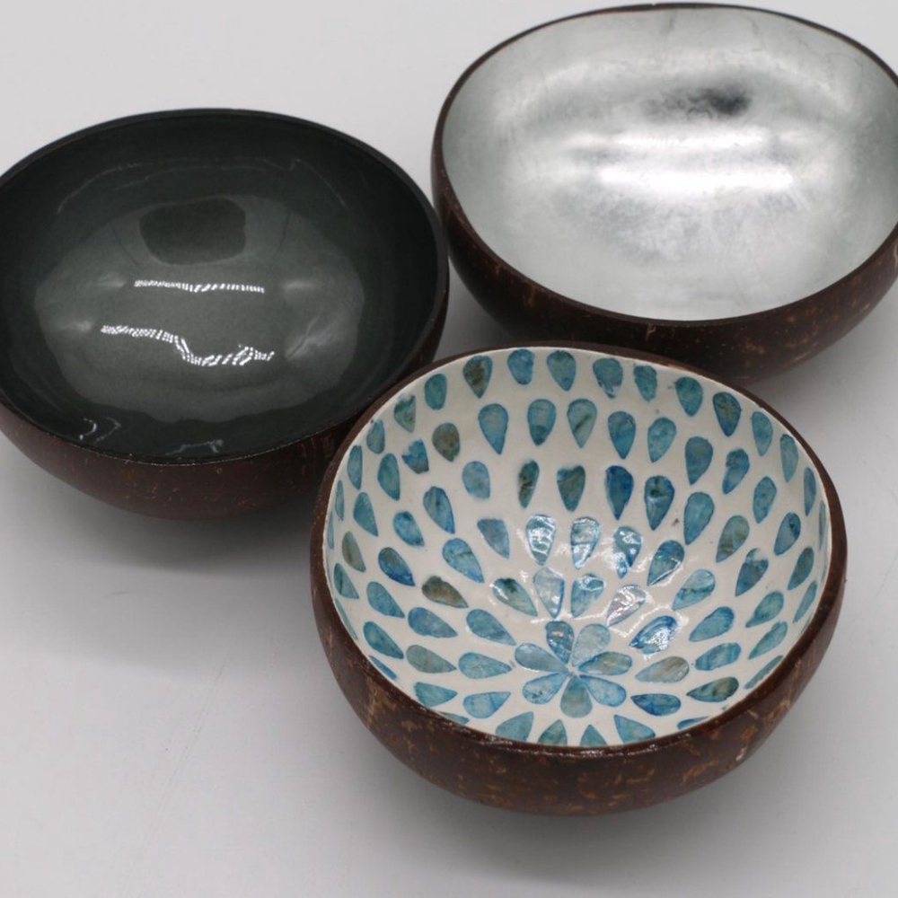 มีสีสัน