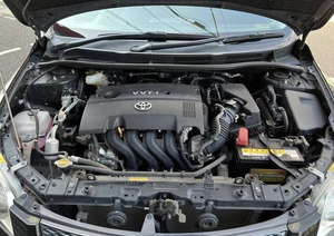 Voiture à essence automatique à quatre roues motrices Toyota Turbo 2016 avec pneus R16, intérieur clair, transmission intégrale - Product Image 6