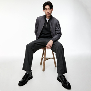 Blouson d'hiver élégant pour homme, tissu imperméable et coupe-vent de haute qualité avec fermeture éclair, blouson léger. - Product Image 1