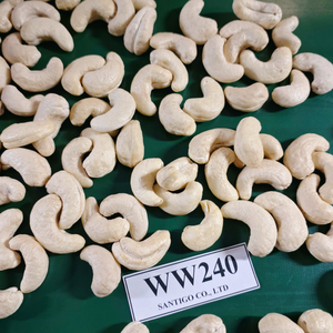 Anacardos W240 de SANTIGO, anacardos Kaju Badam exportados a Oriente Medio - Product Image 1