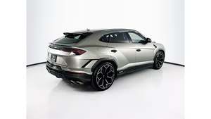 Lamborghini Urus Performante 2024 d'occasion en excellent état - Product Image 5