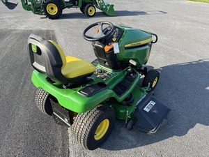 Tondeuses à gazon et tracteurs agricoles John Deere, modèles X240, X380, X300, à vendre - Product Image 6