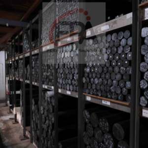 Tige POM noire 40mm x 2m Tige POM polyvalente idéale pour remplacer les composants métalliques dans les environnements sujets à la corrosion - Product Image 3