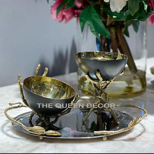 Plateau en métal en acier inoxydable et laiton le plus exigeant avec ensembles de 2 brûleurs d'encens au fini or poli brillant - Product Image 1