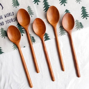 ช้อนไม้ทนทานครัวภาชนะผสมช้อนธรรมชาติที่มีคุณภาพสูงสำหรับการขายขายส่งเป็นมิตรกับสิ่งแวดล้อมจากเวียดนาม - Product Image 2