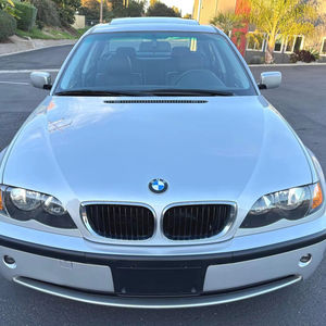 BMW 325-i Sedán 2002 - Product Image 1