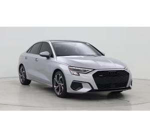 Audi A3 Premium 2023 d'occasion en excellent état, boîte automatique, moteur turbo, pneus R18, sièges en cuir, régulateur de vitesse adaptatif, conduite à gauche - Product Image 1