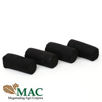 Forme de briquette noire naturelle Écologique Sans fumée Indonésie Produits chimiques Énergie Nouveau produit Charbon de bois de coco