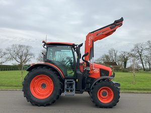 Tractor agrícola KUBOTA M6142 en venta, maquinaria usada - Product Image 5