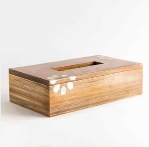 Vente chaude Floral Corner Design Boîte à mouchoirs en bambou Couverture carrée en bois avec matériau métallique pour une utilisation en cuisine à bas prix - Product Image 1