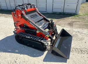 LIVRAISON GRATUITE AGT LRT23 Mini chargeuse compacte homologuée EPA CE avec vérin hydraulique Eaton, moteur principal, pompe, boîte de vitesses, engrenage, PLC - Product Image 5