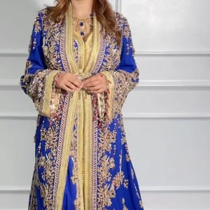 2025 @ Takchita Robe caftan traditionnelle algérienne bleu royal avec perles de verre en cristal embellies, Dabka, perles pour mariage - Product Image 1
