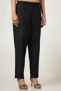 Vêtements indiens et pakistanais à la mode blanc noir coupe ample viscose soie caftan femmes Kurta robe avec col brodé rouge - Product Image 5