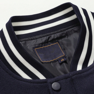 Blouson universitaire classique pour homme, style vintage, coupe droite, respirant, coupe-vent, coutures durables, haute qualité, collection hiver 2025 – Meilleures ventes - Product Image 3