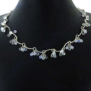 Collar de Mujer con Colgante de Piedra Lunar en Forma de Lágrima, Chapado en Oro, Joyería Fina - Product Image 1