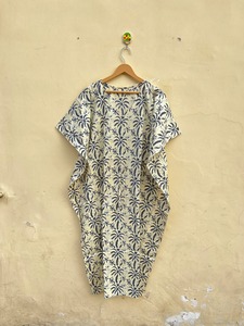 ชุดนอนคลุมตัวสำหรับทั้งชายและหญิง, ผ้าฝ้ายพิมพ์ลายบล็อกทำด้วยมือใส่ได้ทั้งชายและหญิง - Product Image 5