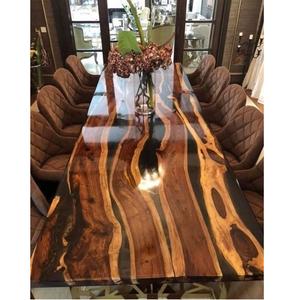 Mesa de Comedor de Madera Maciza con Incrustaciones de Resina Hecha a Mano de Lujo para el Hogar, Hoteles y Restaurantes, Suministro Mundial Disponible - Product Image 1