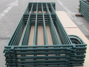 Panneaux de clôture pour bétail en métal rond de 10 pieds, revêtement poudré, norme canadienne, robustes, pour ferme d'élevage, chevaux - Product Image 2