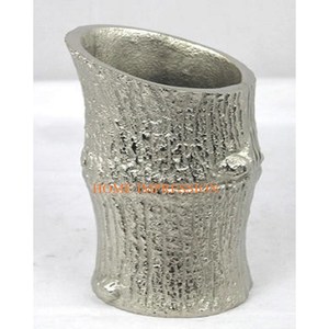 Cadeaux de fêtes de mariage et d'anniversaire Vases à fleurs de meilleure qualité Vente en gros Nouveau design de vases et pots à fleurs en feuilles pour articles de table - Product Image 6