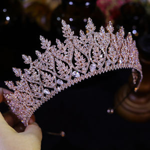 Diadèmes de luxe pour femmes, grandes couronnes dorées florales classiques en cristal et zircon, bandeaux de mariée pour fêtes et bals de promo - Product Image 3