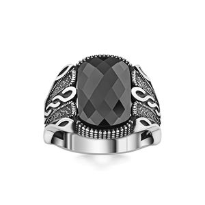 Anello da Uomo in Argento con Pietre di Zircone Tagliate - Product Image 2
