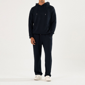 Conjunto Deportivo para Hombre de Primera Calidad, 100% Algodón, Nuevo, Azul Marino, Ajuste Cómodo, Sudadera con Capucha y Pantalones, Estilo Relajado, Conjunto Combinado - Product Image 1