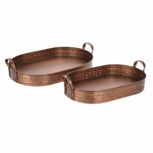 ถาดเสิร์ฟอาหารทรงกลมเหล็กชุบสังกะสี ดีไซน์ล่าสุด ตกแต่งสีทองเหลืองโบราณ สำหรับวางบนโต๊ะอาหารในครัว เหมาะสำหรับเสิร์ฟอาหารและเครื่องดื่ม - Product Image 5