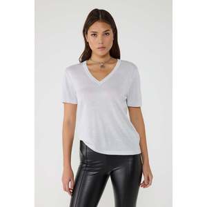 Camiseta brillante con cuello en V - Product Image 1
