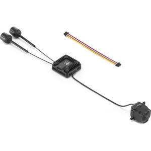 Unité aérienne DJ I O4 Pro légère, prête à être expédiée, sans fil/à piles - Product Image 1