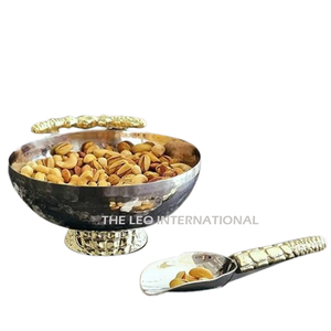 Tazón de Metal de aluminio de acero inoxidable pulido brillante con cuchara para servir comida, fruta, tazón de lujo chapado en oro - Product Image 1