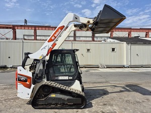 Chargeuse compacte sur chenilles Bobcat i62 d'occasion, moteur TCM 75 kW, godet avant, équipement de construction - Product Image 2