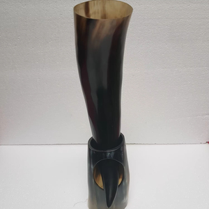 Nuevo diseño tallado más vendido de cuerno para beber vikingo con logotipo auténtico seguro para alimentos sin fugas nórdico a precio barato - Product Image 1