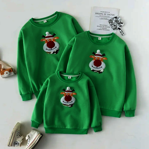 Conjunto de Sudadera Tejida con Estampado de Letras y Logotipo Frontal para Familia, Estilo Urbano Navideño - Product Image 2