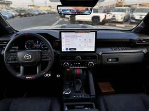 Prêt à être expédié - Toyota Tacoma TRD Pro 4x4, toutes options, titre propre, occasion - Product Image 5