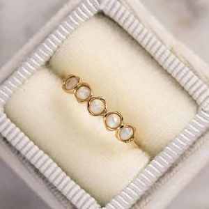 925 argent classiques éternité bague ethnique bleu feu arc-en-ciel pierre de lune IGI certifié cadeau de mariage bijoux - Product Image 1