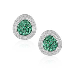 Pendientes de Diamantes con Corte Esmeralda en Oro de 14k para Compromiso, Boda o Fiesta - Product Image 1