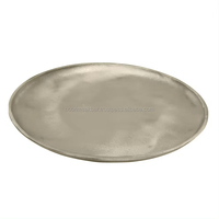 Ensemble de 2 plateaux décoratifs ovales plaqués or, design minimaliste pour la décoration de la maison
