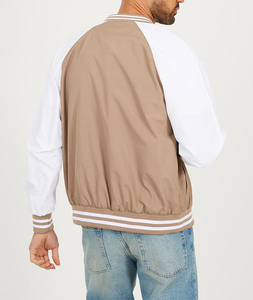 แจ็คเก็ตหนังซาฟารีลายพิมพ์เคลือบคุณภาพสูงสำหรับผู้ชาย สไตล์สตรีทแวร์ พร้อมโลโก้แบบกำหนดเอง พิมพ์ลายแบบดรอปพิ้ง เหมาะสำหรับฤดูหนาว - Product Image 6