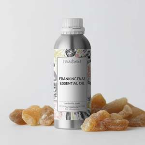 Huile Essentielle de Frankincense 100% Pure Pressée à Froid avec Myrrhe, Huile Corporelle Hydratante, Raffermissante et Nourrissante, Volume 30ml - Product Image 2