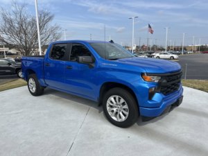 Chevrolet Silverado 1500 Custom 2025 d'occasion en excellent état - Product Image 2