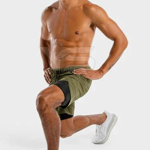 Men's Gym Workout Shorts Double <b>Layer</b> Shorts Casual High Street Style Drawstring Waist Closure Solid Pattern Plain Dyed Shorts - Product Image 3