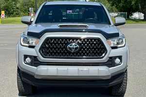 Tacoma TRD Off-Road Double Cab 4x4 6 vitesses manuelles V6 Power 4WD Off-Road 2012 - Product Image 5