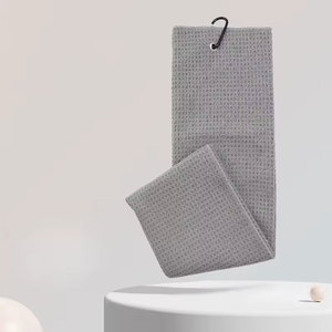 Toalla de Golf Tipo Waffle con Dimensiones Personalizables para Exportación Global, Venta Directa de Fábrica - Product Image 1
